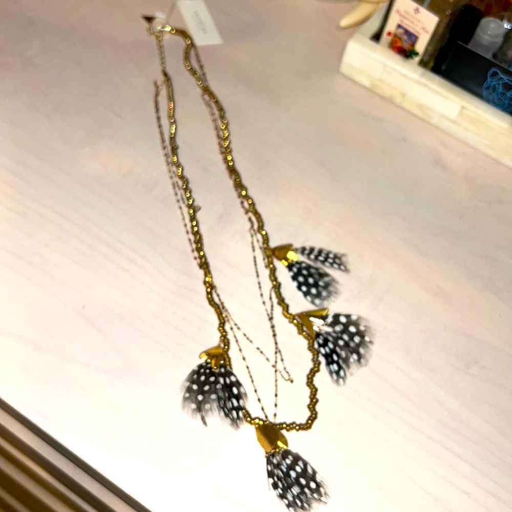 Serafina dancing feathers necklace